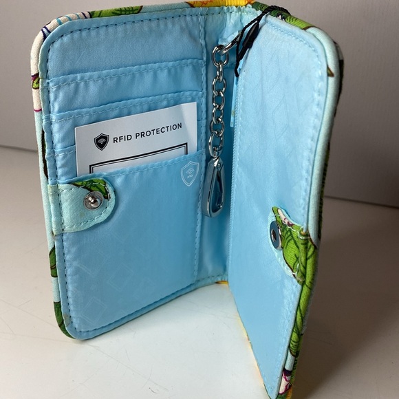 Vera Bradley RFID Small Bifold Wallet in Cotton, Lemon 🍋 Grove fabric NWT - Picture 6 of 11